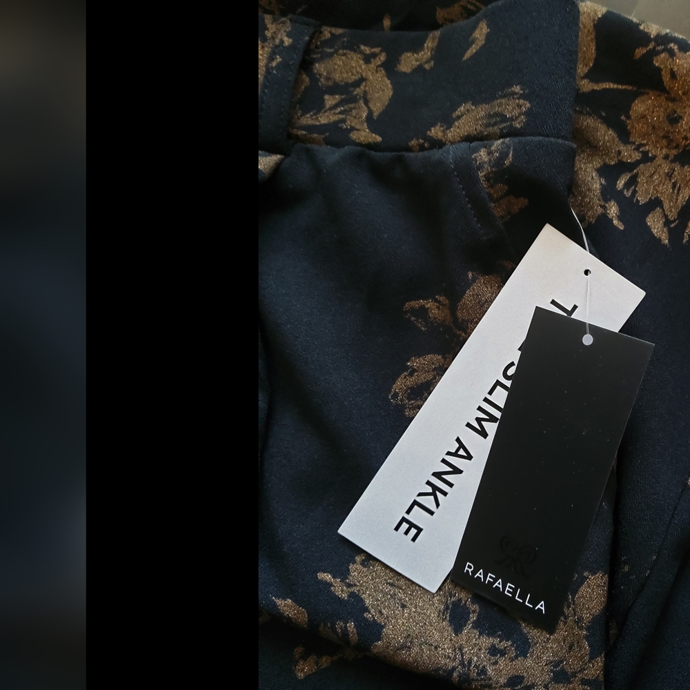 Elegant Black and Brown Floral Trousers - Picture 9 of 9